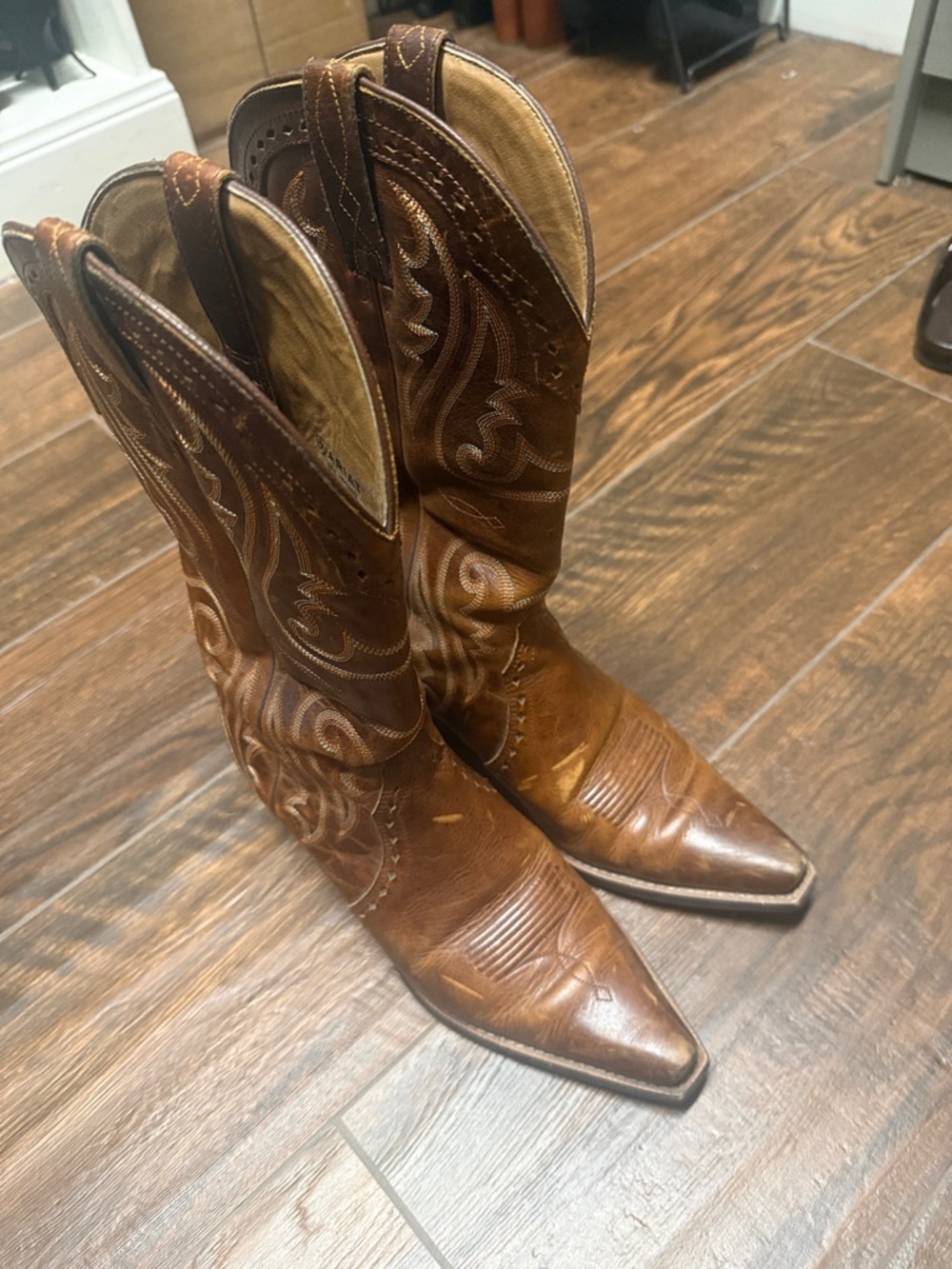 Ariat Tan/Brown Embroidered Leather Western Heeled Boots